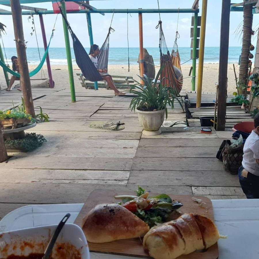 Hostal Velero Relax Guachaca Eksteriør billede