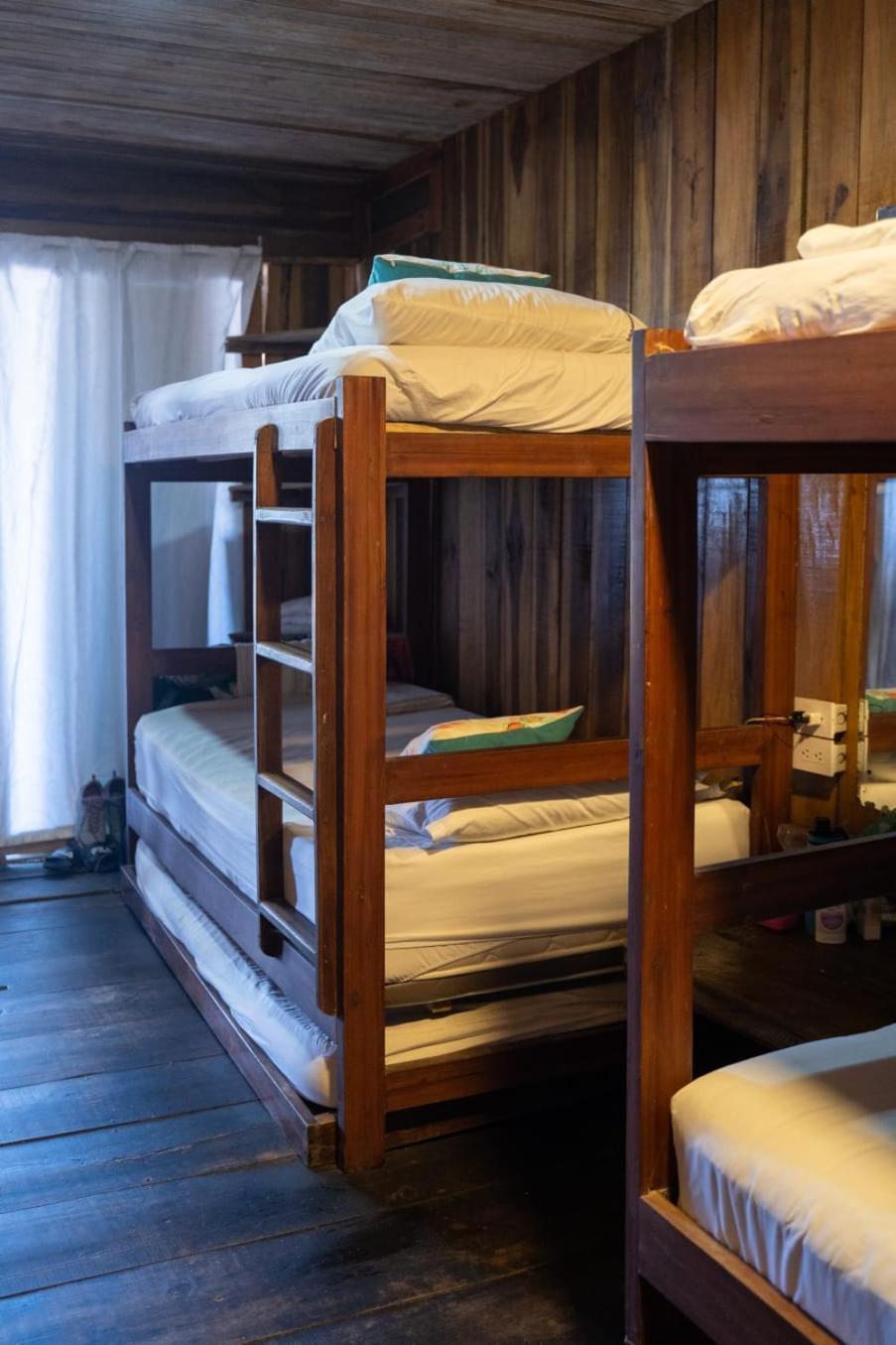 Hostal Velero Relax Guachaca Eksteriør billede