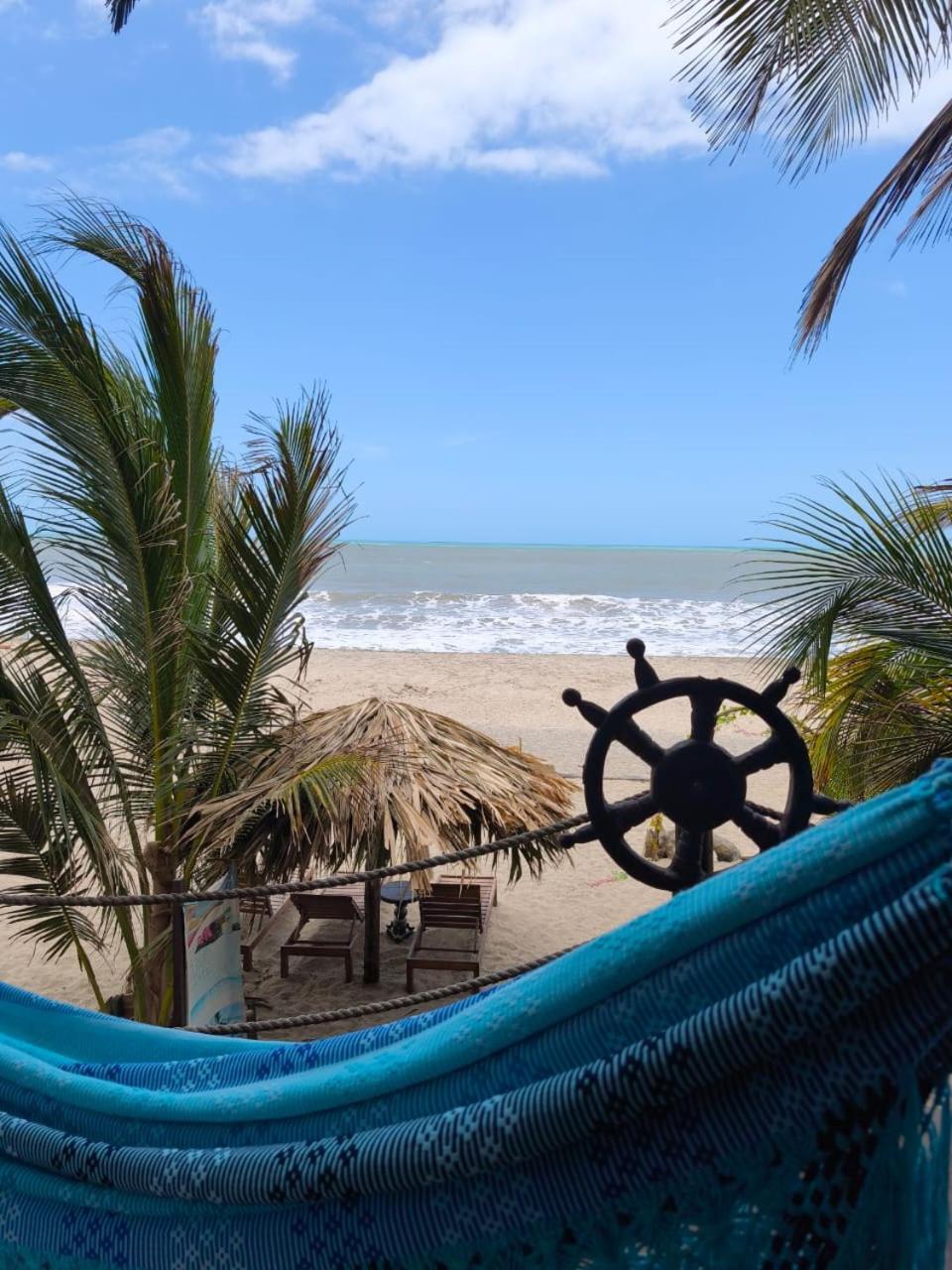 Hostal Velero Relax Guachaca Eksteriør billede